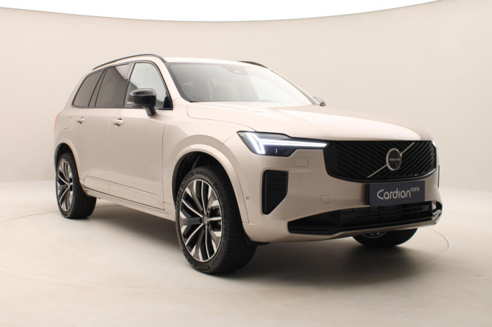 Volvo XC90 T8 AWD Plug-in DARK PLUS 7m na operativní leasing