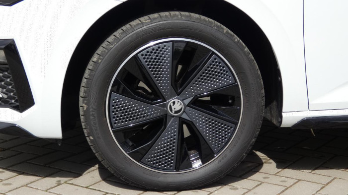 Škoda Scala TSI 85kW Monte Carlo DSG na operativní leasing