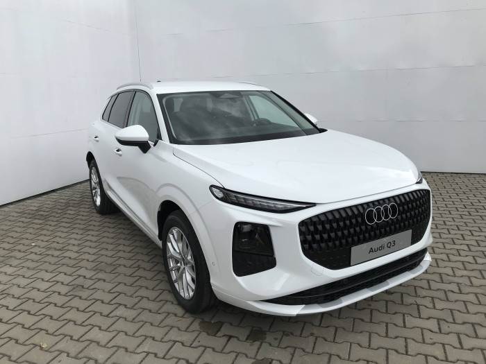 Audi Q3 7STT  1,5 TFSI / 110kW na operativní leasing