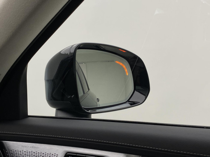 Volvo XC90 T8 AWD Plug-in DARK ULTRA na operativní leasing