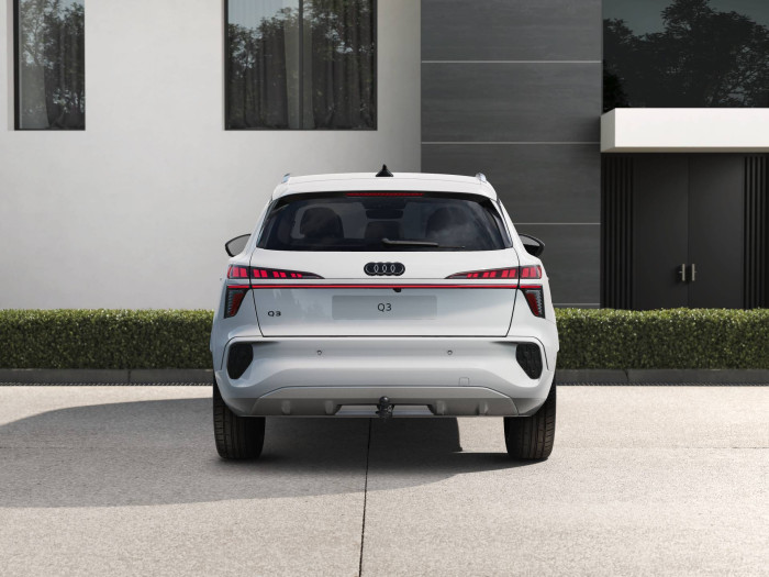 Audi Q3 7STT  1,5 TFSI / 110kW na operativní leasing