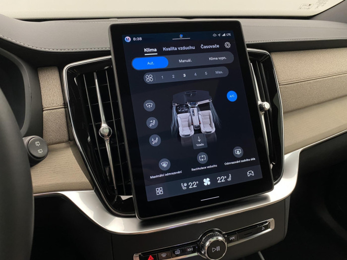 Volvo XC90 T8 AWD Plug-in BRIGHT PLUS 7m na operativní leasing