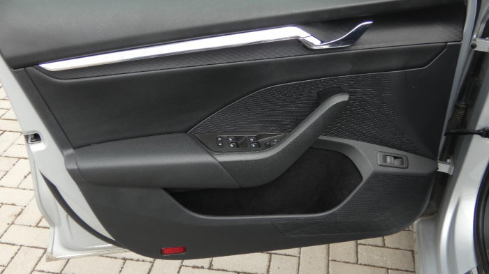 Škoda Octavia 2,0 TDI 85kW Fresh na operativní leasing