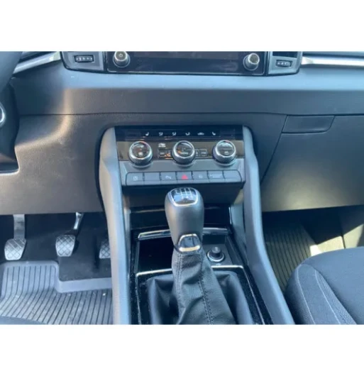 Škoda Karoq 1.5T 110 Fresh 5d na operativní leasing