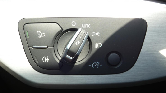 Audi A4 40 TDI quattro S tronic Advanc na operativní leasing