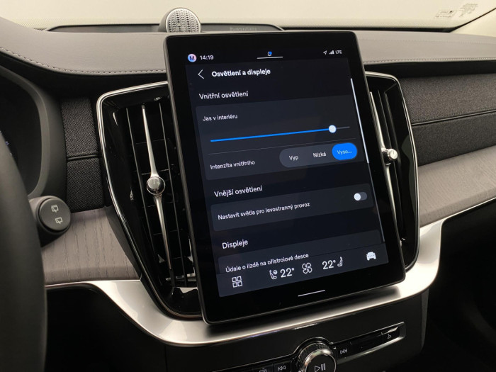 Volvo XC90 B5 AWD AUT DARK PLUS 7míst na operativní leasing