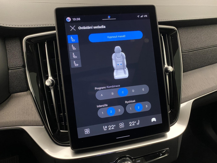 Volvo XC90 T8 AWD RECHARGE BRIGHT ULTRA na operativní leasing