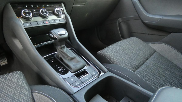 Škoda Karoq 1,5 TSI Style DSG na operativní leasing