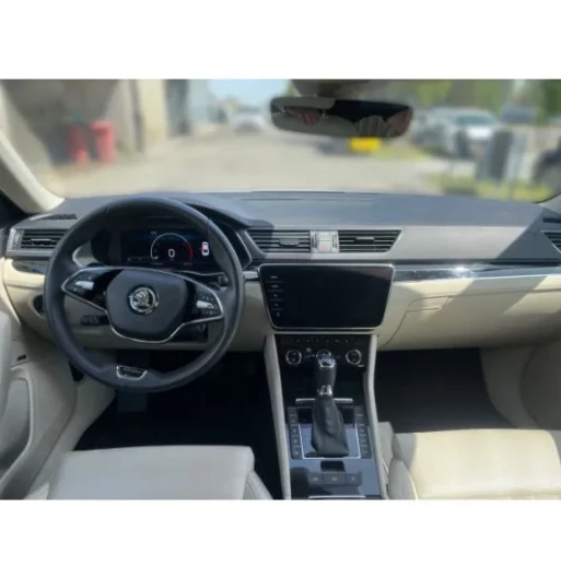 Škoda Superb 1.4PHEV 160 L&K AT na operativní leasing