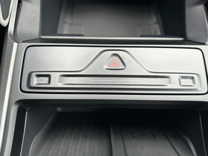 77kWh prodloužený dojezd 210kW na operativní leasing