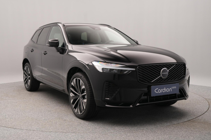 Volvo XC60 B5 AWD AUT DARK PLUS na operativní leasing
