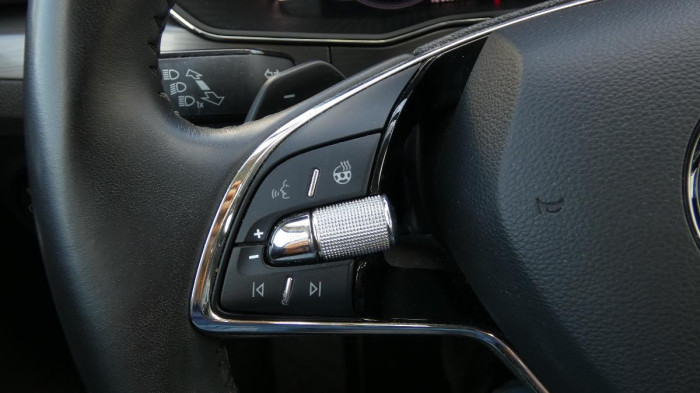 Škoda Superb Combi 2,0 TDI DSG Style na operativní leasing