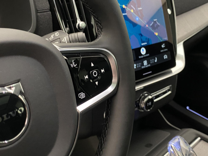 Volvo XC90 T8 AWD Plug-in BRIGHT ULTRA na operativní leasing