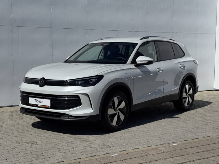 Volkswagen Tiguan People eHybrid 6DSG 1,5TSi / 110kW na operativní leasing