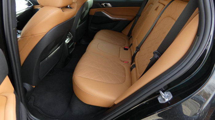 Lexus NX 350h 2.5 E-CVT Comfort Top na operativní leasing