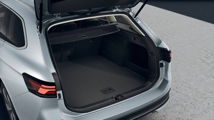 Volkswagen Passat Bussines 7DSG 2,0TDi / 110kW na operativní leasing