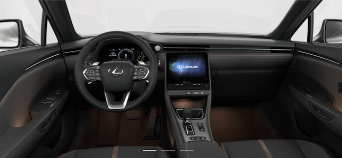 Lexus LBX COOL Advanced 1,5 na operativní leasing