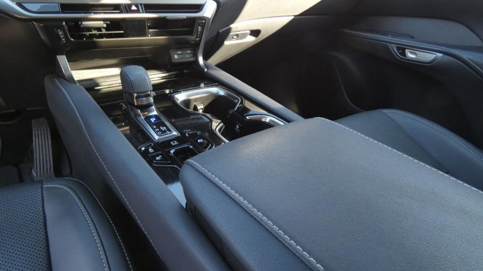 Lexus RX 350h 2.5 HEV 4x4 E-Four e-CVT Comfo na operativní leasing