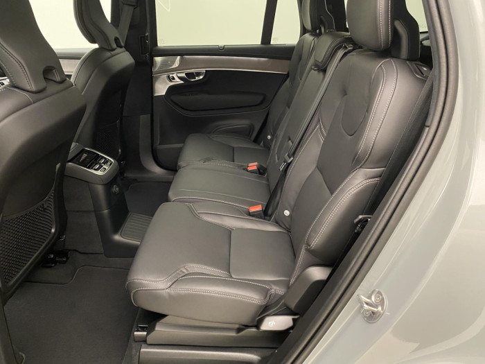 Volvo XC90 T8 AWD Plug-in BRIGHT ULTRA na operativní leasing