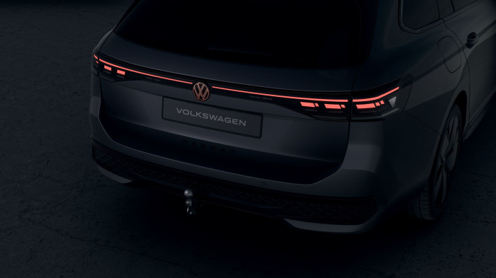 Volkswagen Passat R-Line People 2,0 TDI 142 kW 4MOT na operativní leasing