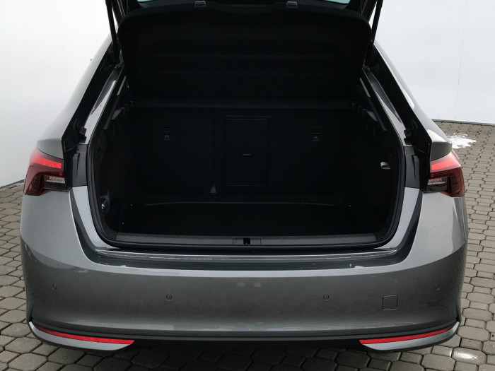 Škoda Octavia Classic 7DSG m-HEV 1,5TSI / 110kW na operativní leasing