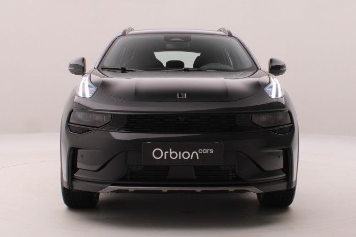 Lynk & Co 01 CORE PHEV na operativní leasing