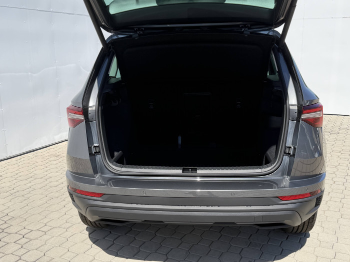 Škoda Karoq Dynamic 6MP 1,5 TSI  / 110kW na operativní leasing