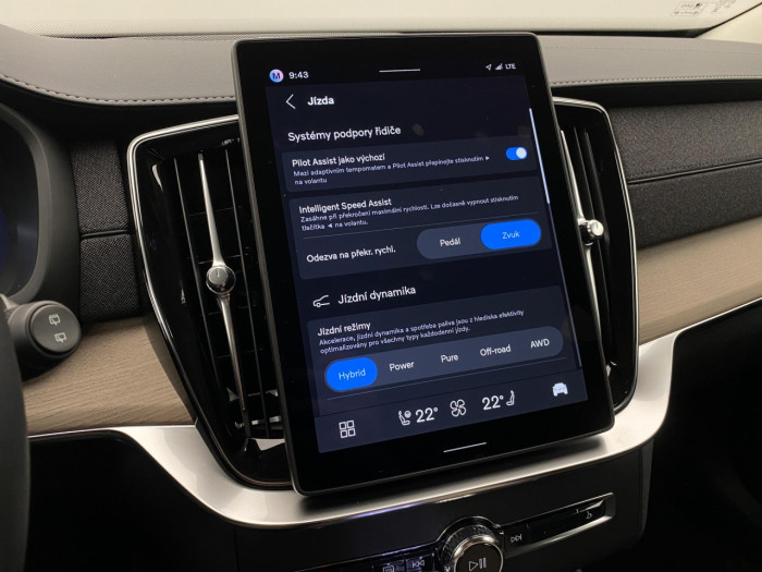 Volvo XC90 T8 AWD RECHARGE BRIGHT PLUS 7m na operativní leasing