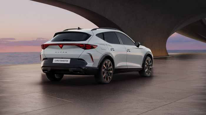 Cupra Formentor 1.5 TSI 150k na operativní leasing