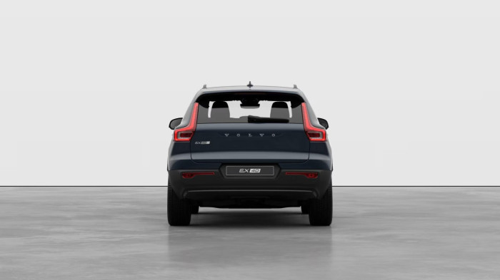 Volvo EX40 PURE ELECTRIC AWD TWIN PLUS na operativní leasing