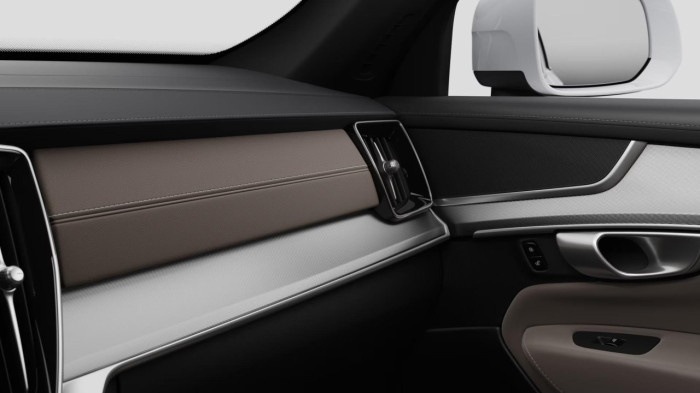 Volvo XC90 B5 AWD AUT CORE 7míst na operativní leasing