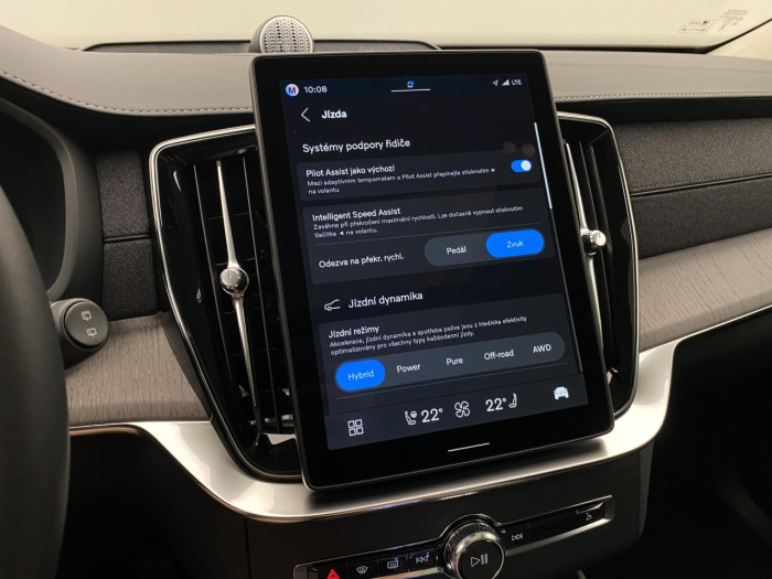 Volvo XC90 T8 AWD Plug-in BRIGHT ULTRA na operativní leasing