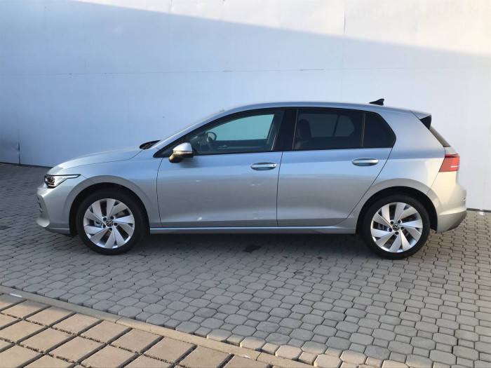 Volkswagen Golf People 6G 1,5TSI / 110kW na operativní leasing