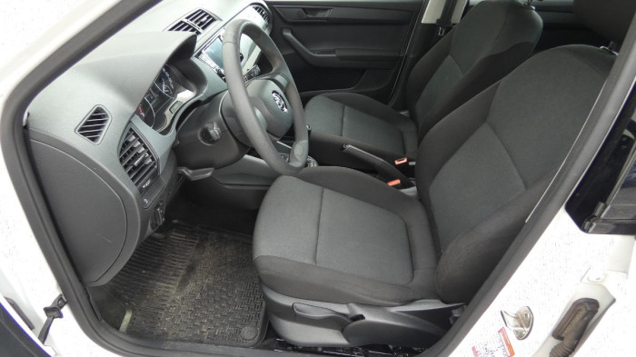 Škoda Fabia Combi 1.0 TSI Active Tour na operativní leasing