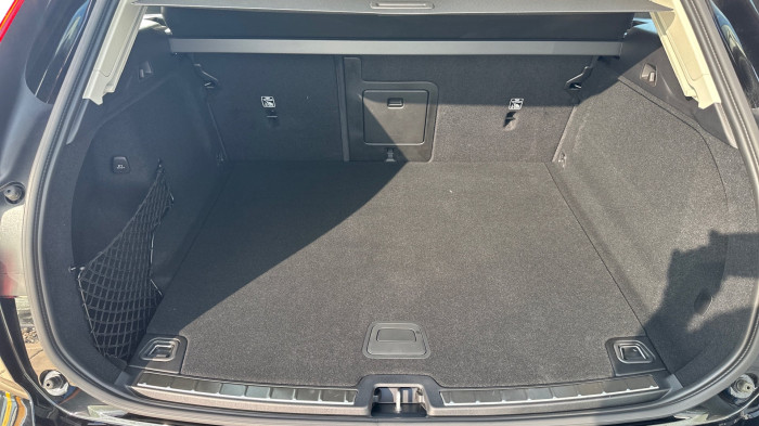 Volvo XC60 2.0 B4 - Diesel - Automat 8st. - 4x4 na operativní leasing