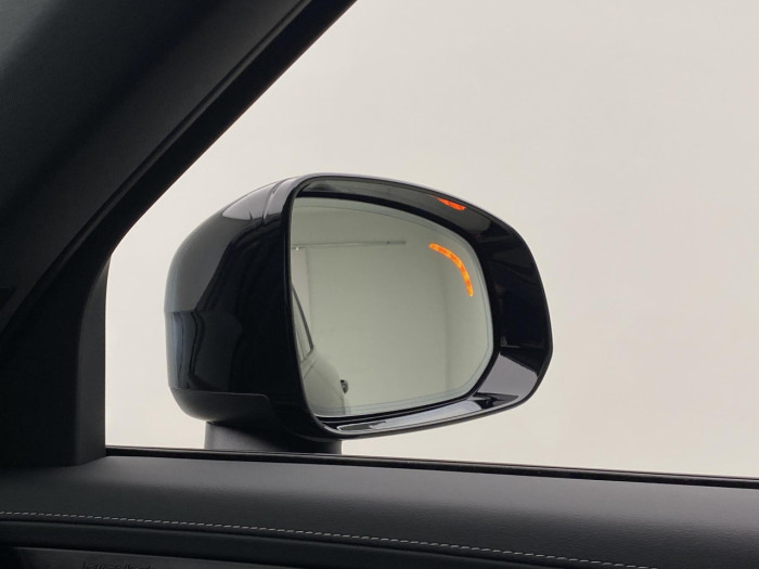 Volvo XC90 B5 AWD AUT BLACK EDITION PLUS na operativní leasing