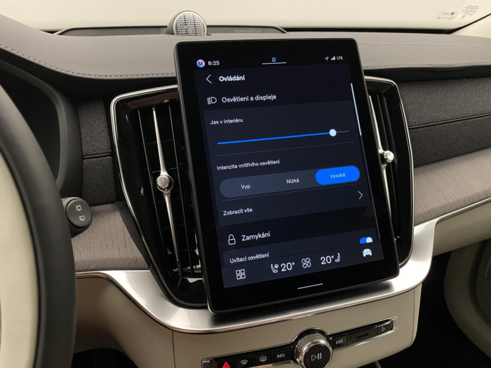 Volvo XC90 B5 AWD AUT BRIGHT PLUS 7míst na operativní leasing