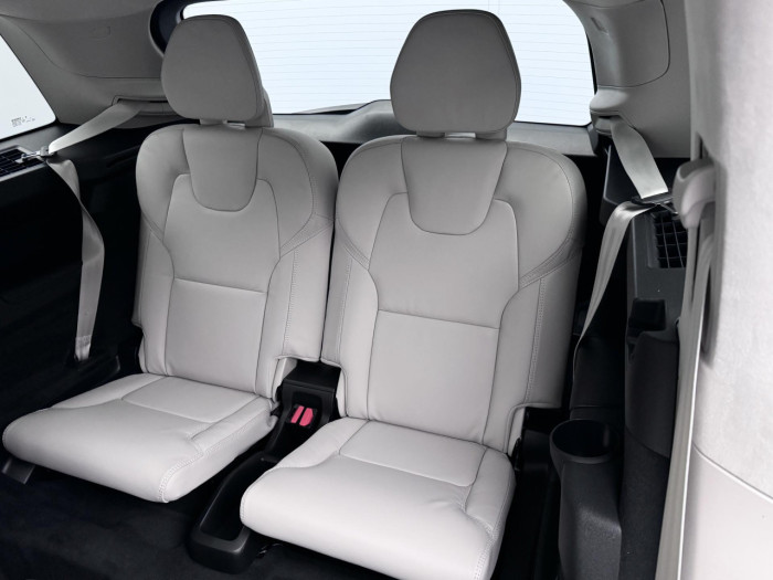Volvo XC90 B5 AWD AUT BRIGHT ULTRA 7 míst na operativní leasing