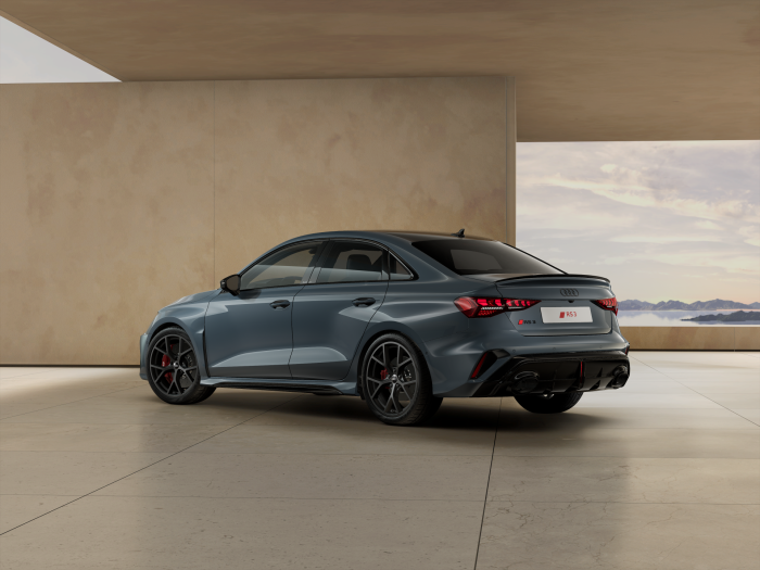 Audi RS 3 Limuzína 2.5 TFSI 294kW quattro na operativní leasing
