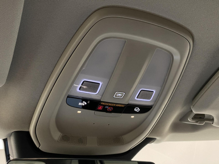 Volvo XC90 B5 AWD AUT DARK PLUS 7míst na operativní leasing