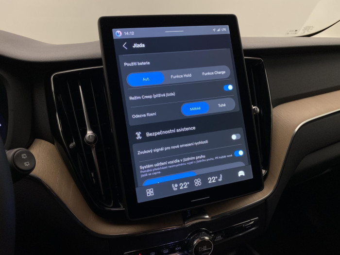 Volvo XC60 T6 AWD AUT BRIGHT PLUS na operativní leasing