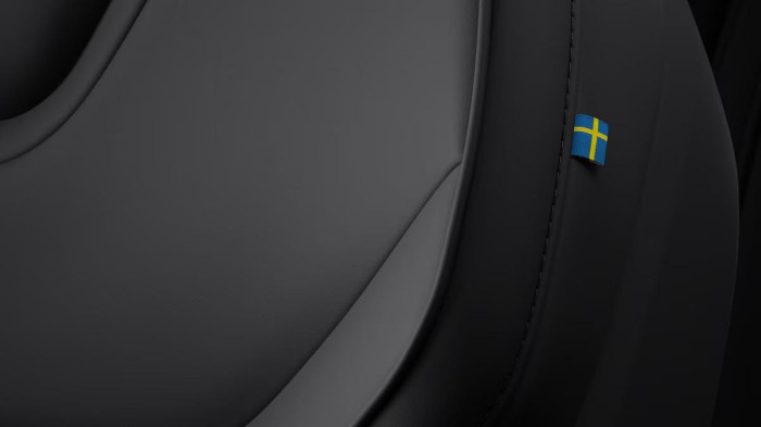 Volvo ES90 PURE ELECTRIC CORE na operativní leasing