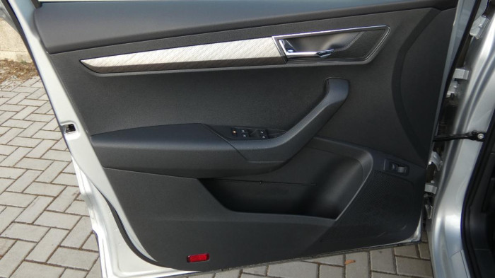 Škoda Karoq 1,5 TSI Style DSG na operativní leasing