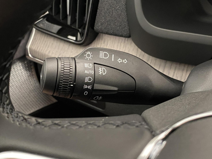 Volvo XC90 T8 AWD Plug-in BRIGHT ULTRA na operativní leasing