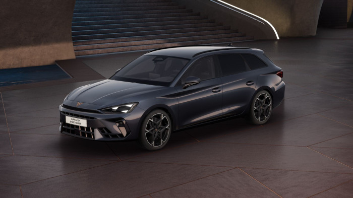 CUPRA Leon Sportstourer VZ 2.0 TSI 333k DSG 4WD 7 automat na operativní leasing