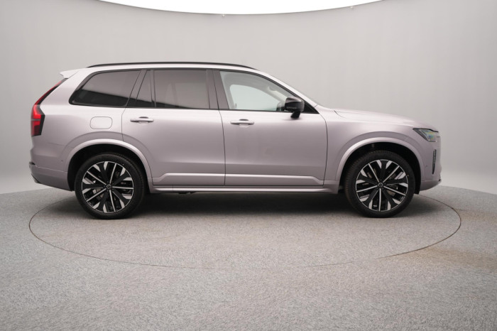 Volvo XC90 T8 AWD Plug-in DARK PLUS 7m na operativní leasing