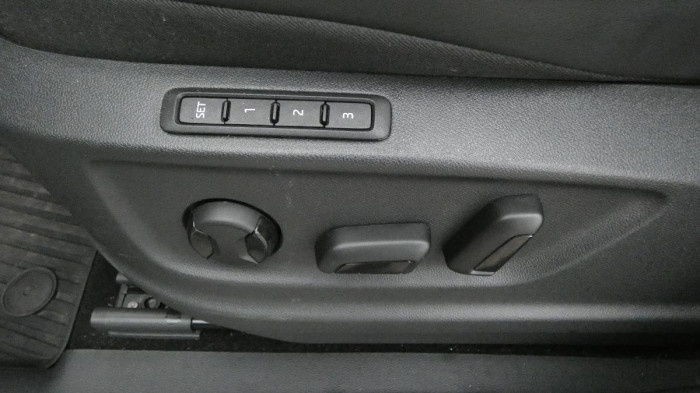 Škoda Kodiaq 2,0 TDI Sportline DSG na operativní leasing