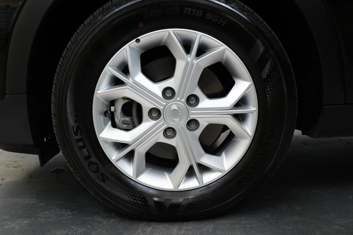 Ssang Yong Tivoli 1.5 T-GDI 120 kW Style na operativní leasing