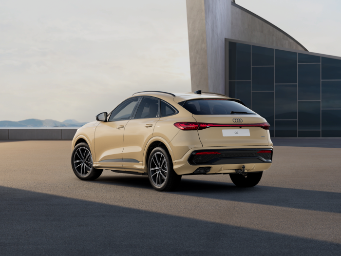 Audi Q5 Sportback TDI quattro 150 kW na operativní leasing