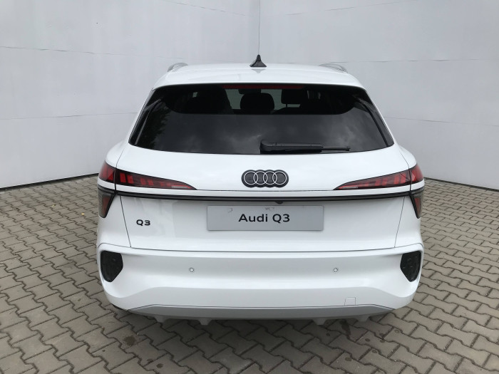 Audi Q3 7STT  1,5 TFSI / 110kW na operativní leasing